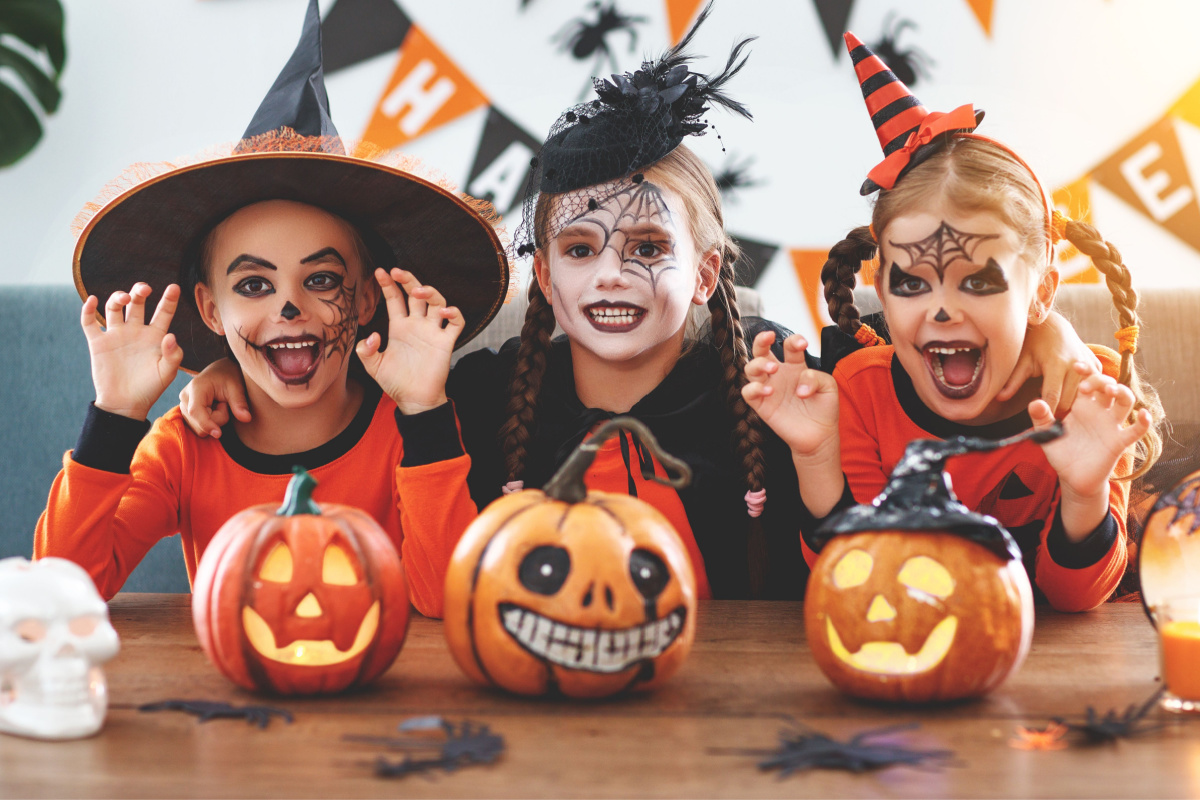 Da Maleficent a Mercoledì: come mascherare i bambini a Halloween